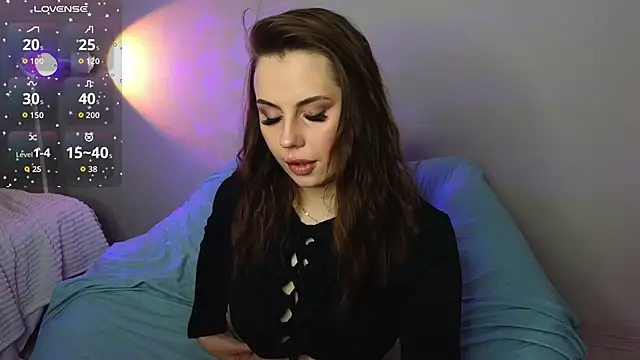 Aisha Riley online show from 09/30/25, 02:11