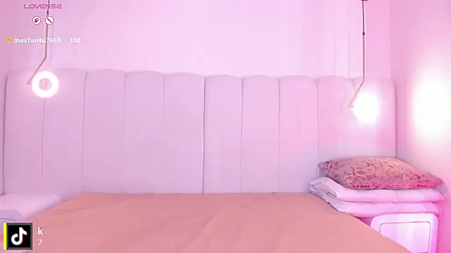  huge boobs ebony online show from 03/12/26, 08:26