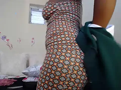 DarkBerry8 online show from 10/24/25, 12:56