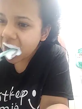  Miaaleon online show from 09/10/25, 10:15