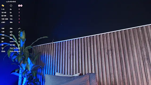 Snapshot of DilanJonnes_ chatting on 01/19/25, 10:49 DilanJonnes  online show from 01/19/25, 10:49