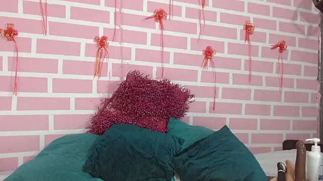 emy 0 online show from 03/07/25, 06:24