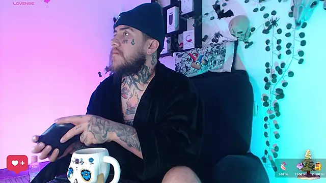 Ash gusbig online show from 12/18/24, 07:04