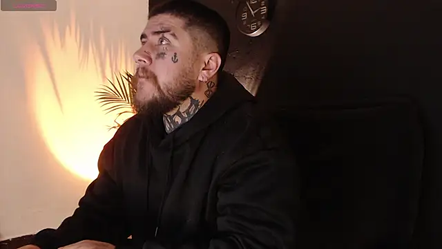 Ash gusbig online show from 01/16/25, 03:56