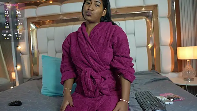 indianschoolgirl online show from 06/06/26, 07:40