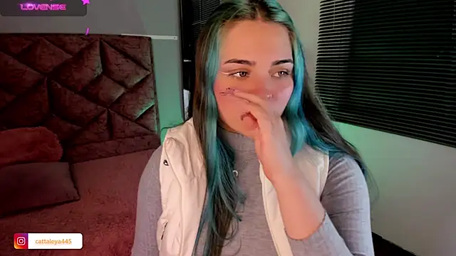 Snapshot of cattaleya___ chatting on 01/09/25, 04:08 cattaleya online show from 01/09/25, 04:08