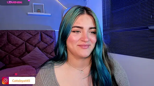 Snapshot of cattaleya___ chatting on 02/12/25, 03:18 cattaleya online show from 02/12/25, 03:18