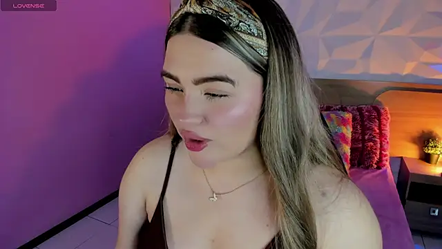 Snapshot of cattaleya___ chatting on 09/16/25, 08:21 cattaleya online show from 09/16/25, 08:21