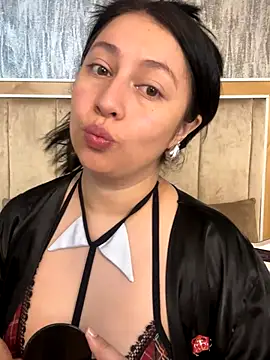 AshleeyPrincess online show from 11/15/25, 12:23