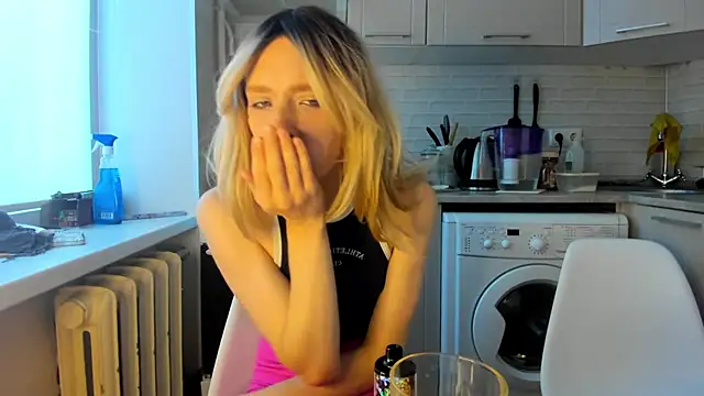  Alice Kitty online show from 01/05/25, 11:26