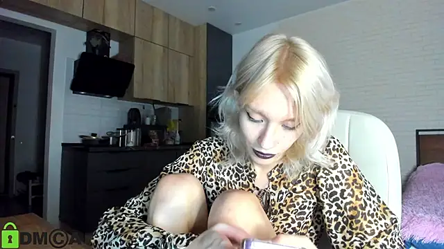  Alice Kitty online show from 11/24/25, 08:58