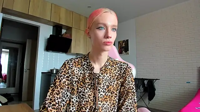  Alice Kitty online show from 06/17/26, 08:50