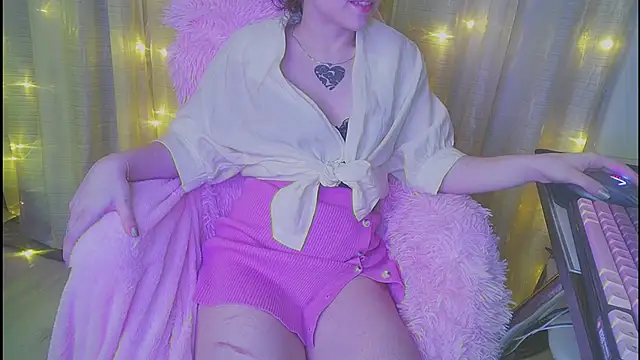 Snapshot of Aurora_workerr chatting on 01/12/26, 09:31 Aurora workerr online show from 01/12/26, 09:31