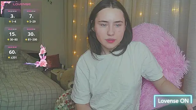 Snapshot of Aurora_workerr chatting on 02/06/26, 05:16 Aurora workerr online show from 02/06/26, 05:16