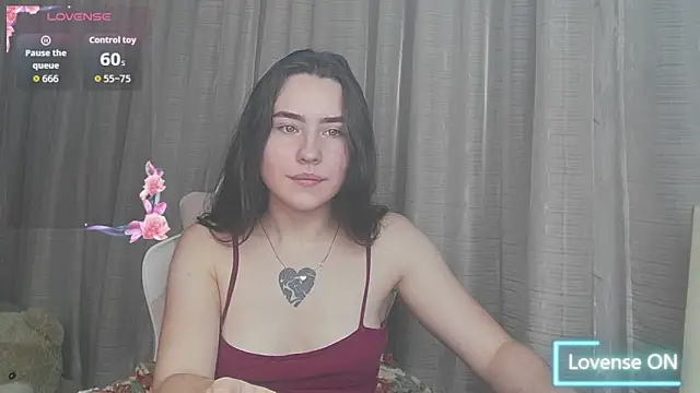 Snapshot of Aurora_workerr chatting on 02/13/26, 01:23 Aurora workerr online show from 02/13/26, 01:23