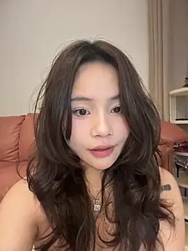 Snapshot of Hot_Mm chatting on 02/26/25, 09:21 Hot Mm online show from 02/26/25, 09:21