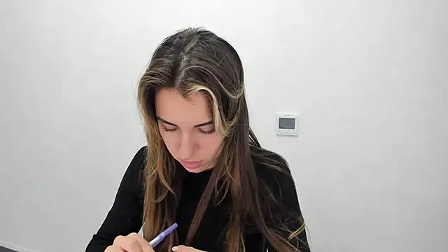 Summmmersky online show from 01/25/25, 02:25