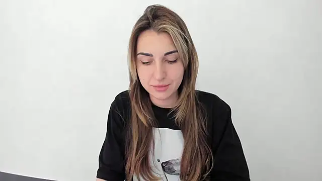 Summmmersky online show from 03/15/25, 04:43