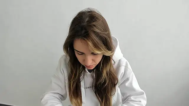 Summmmersky online show from 03/17/25, 08:18