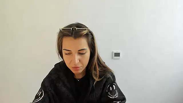 Summmmersky online show from 10/31/25, 12:06