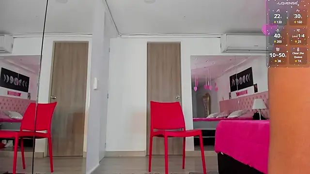 Paytonferrara online show from 02/13/25, 05:37