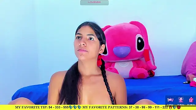 AriannaLewiis online show from 06/07/26, 07:50