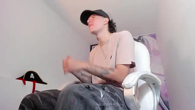 FrannBoy online show from 03/12/26, 08:37