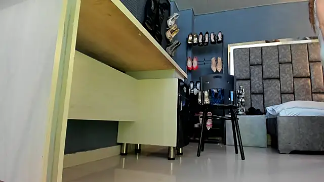 Matureyulyet online show from 06/11/26, 08:40