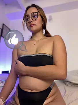 Snapshot of Miss-Abbii chatting on 12/27/24, 10:26 Miss-Abbii online show from 12/27/24, 10:26