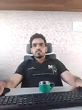 Snapshot of indianguy89 chatting on 12/15/24, 09:56 indianguy89 online show from 12/15/24, 09:56