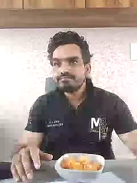 Snapshot of indianguy89 chatting on 12/29/24, 08:33 indianguy89 online show from 12/29/24, 08:33