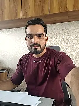 Snapshot of indianguy89 chatting on 01/18/26, 07:12 indianguy89 online show from 01/18/26, 07:12