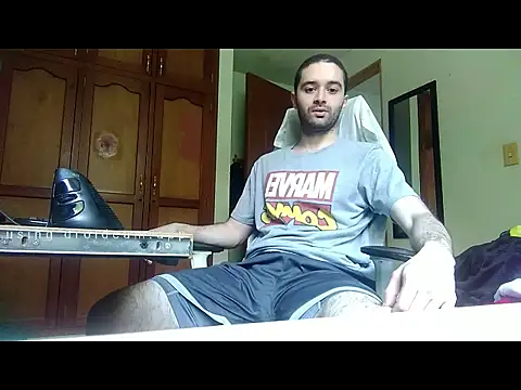 Snapshot of andrew_co chatting on 03/28/26, 05:23 andrew co online show from 03/28/26, 05:23