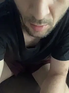 Snapshot of Inmortal_legone chatting on 09/19/25, 01:01 Inmortal legone online show from 09/19/25, 01:01