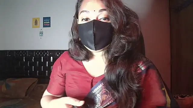 Snapshot of Most-Beautiful-Queen chatting on 12/21/25, 07:10 Most-Beautiful-Queen online show from 12/21/25, 07:10