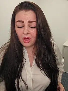 Britishbella online show from 11/13/25, 04:28