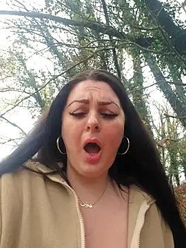 Britishbella online show from 11/27/25, 03:14