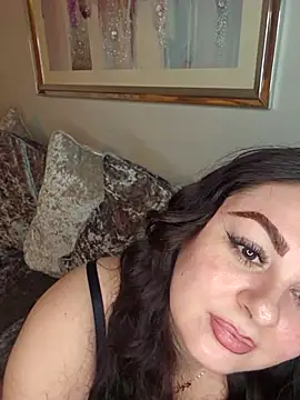 Snapshot of Britishbella chatting on 02/06/26, 08:34 Britishbella online show from 02/06/26, 08:34