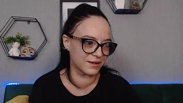 Snapshot of IzabelllNoir chatting on 01/15/25, 04:57 IzabelllNoir online show from 01/15/25, 04:57
