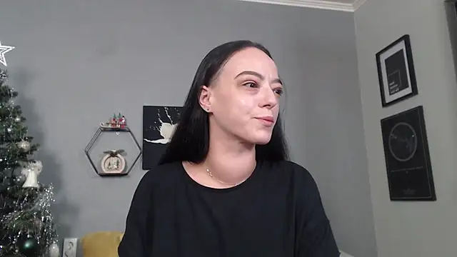 IzabelllNoir online show from 12/23/25, 06:11