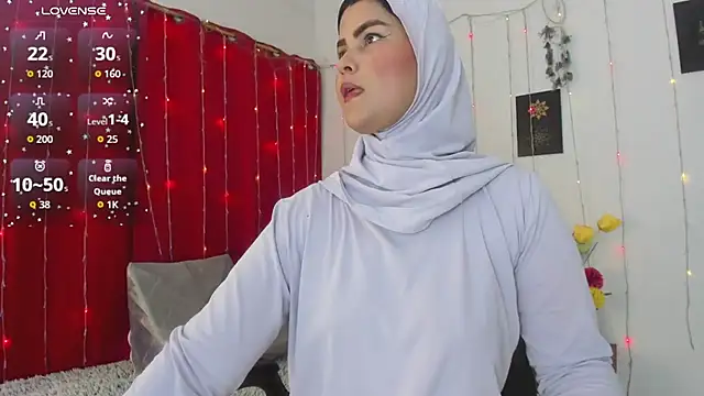 AishaAmin  online show from 05/07/26, 12:10