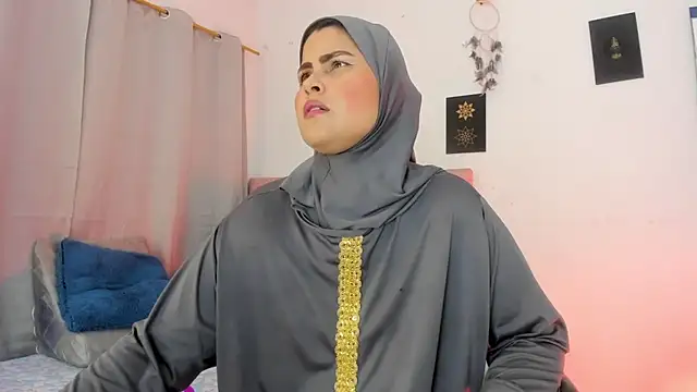 AishaAmin  online show from 06/24/26, 12:15
