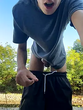 Snapshot of alexyourboy chatting on 09/15/25, 03:12 alexyourboy online show from 09/15/25, 03:12