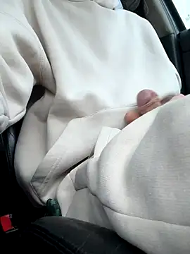 Snapshot of alexyourboy chatting on 11/26/25, 02:29 alexyourboy online show from 11/26/25, 02:29