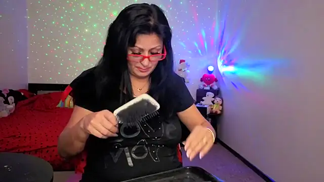 YourDreamLoverr online show from 12/03/25, 11:47