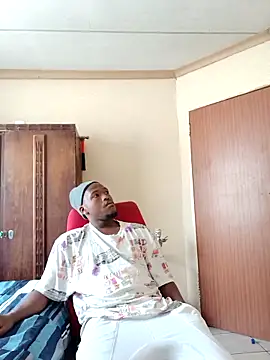 Snapshot of T0xic-Vee chatting on 01/14/26, 02:01 T0xic-Vee online show from 01/14/26, 02:01