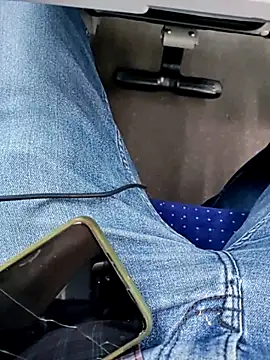 Snapshot of mrmukesh007 chatting on 09/13/25, 09:31 mrmukesh007 online show from 09/13/25, 09:31