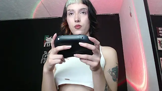 niakat  online show from 01/03/25, 12:00