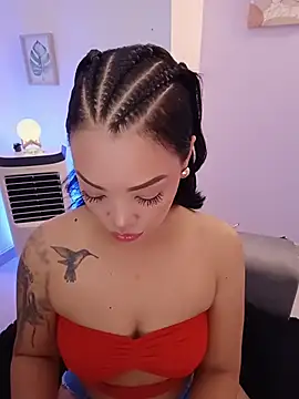 Snapshot of Sara_LipsX chatting on 02/20/26, 01:13 Sara LipsX online show from 02/20/26, 01:13