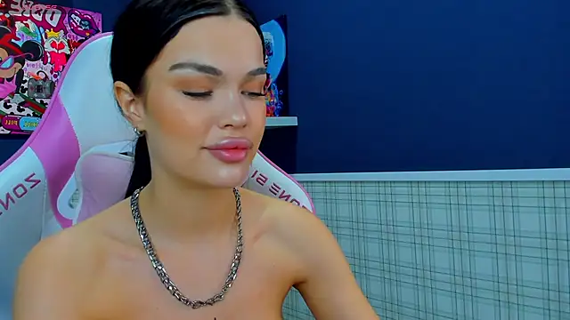 Snapshot of Angel_Sapphire_ chatting on 12/06/24, 11:22 Angel Sapphire online show from 12/06/24, 11:22